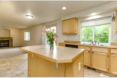 113 5th Avenue SW, Pacific, WA 98047 - Photo 2