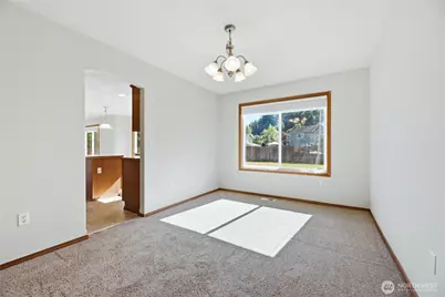 229 W Easton Avenue, Eatonville, WA 98328 - Photo 2