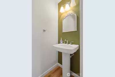 2114 Camas Avenue NE, Renton, WA 98056 - Photo 14