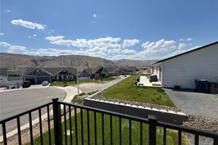 1576 6th St SE, East Wenatchee, WA 98802 - Photo 10