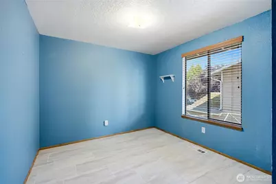 300 Butte Place, Pacific, WA 98047 - Photo 22