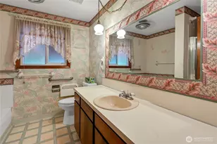 15111 NE 365th St, La Center, WA 98629 - Photo 16