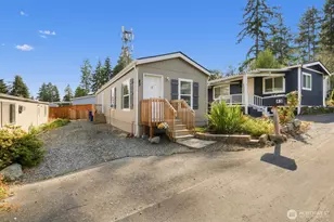23708 Locust Way, Bothell, WA 98021 - Photo 2