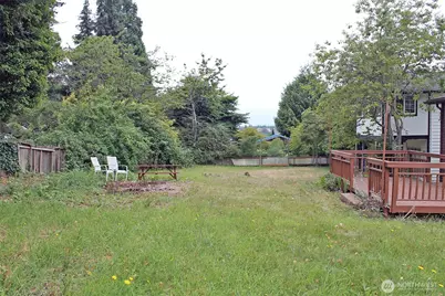 409 NE 95th  Street, Seattle, WA 98115 - Photo 32