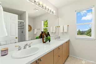 2680 139th Ave SE, Bellevue, WA 98005 - Photo 18