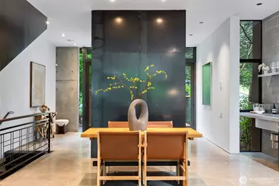 1701 33rd Avenue, Seattle, WA 98122 - Photo 10