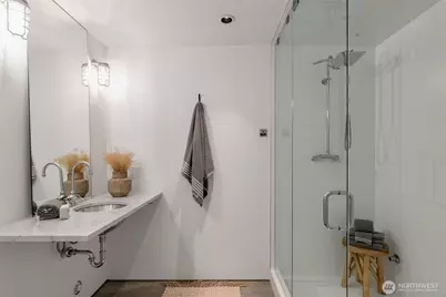 1701 33rd Avenue, Seattle, WA 98122 - Photo 36