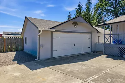 1718 Langdon Street, Sumner, WA 98390 - Photo 32