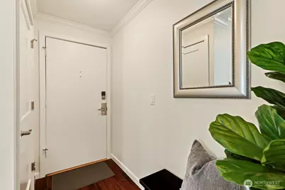 733 Lake Street S #301, Kirkland, WA 98033 - Photo 10