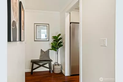 733 Lake Street S #301, Kirkland, WA 98033 - Photo 26