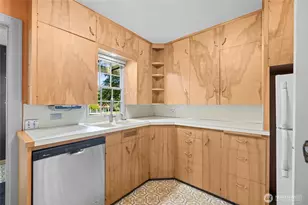 579 SE Ely St, Oak Harbor, WA 98277 - Photo 14