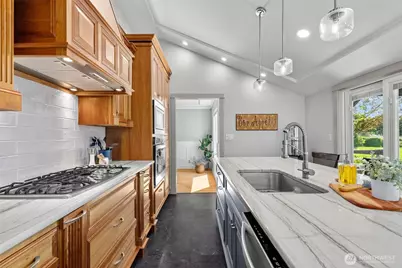 5408 71st Avenue Ct E, Puyallup, WA 98371 - Photo 12