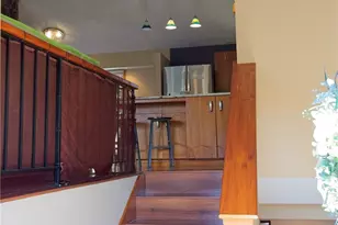 6804 47th Ave E, Tacoma, WA 98443 - Photo 2