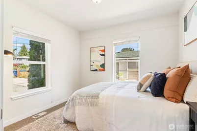 8632 45th Avenue S, Seattle, WA 98118 - Photo 10