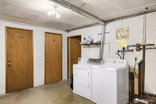 205 26th Ave E, Seattle, WA 98112 - Photo 24