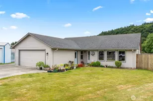 142 Charles St, Longview, WA 98632 - Photo 2