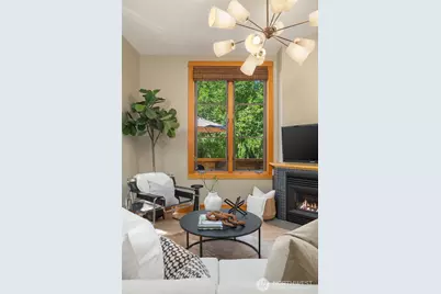 3824 Evanston Avenue N #11, Seattle, WA 98103 - Photo 8