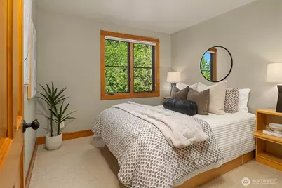 3824 Evanston Avenue N #11, Seattle, WA 98103 - Photo 16