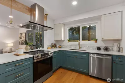 512 NW 44th Street, Seattle, WA 98107 - Photo 8