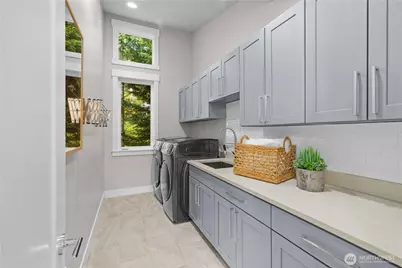 16908 SE 34th Street, Bellevue, WA 98008 - Photo 18