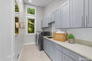 16908 SE 34th St, Bellevue, WA 98008 - Photo 18