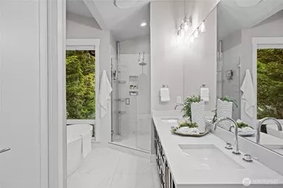 16908 SE 34th Street, Bellevue, WA 98008 - Photo 12