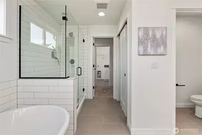 22006 81st Place W, Edmonds, WA 98026 - Photo 20