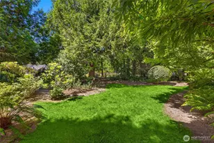 676 Park Ave NE, Bainbridge Island, WA 98110 - Photo 34