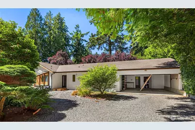 676 Park Avenue NE, Bainbridge Island, WA 98110 - Photo 6