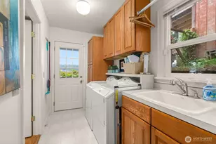 4923 Sunrise Beach Rd NW, Olympia, WA 98502 - Photo 12