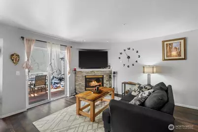 115 21st Street SE #C, Auburn, WA 98002 - Photo 6