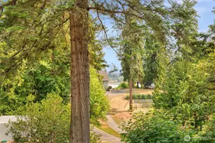 1192 NW Drury Ln, Bremerton, WA 98312 - Photo 14
