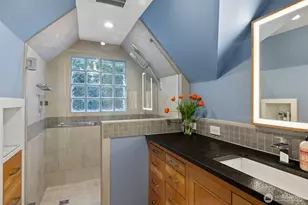 5505 Seward Park Ave S, Seattle, WA 98118 - Photo 16
