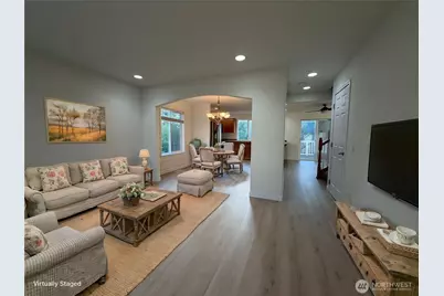 6731 37th Street NE, Marysville, WA 98270 - Photo 2