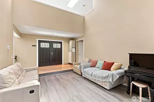 6409 Chennault Beach Dr, Mukilteo, WA 98275 - Photo 2