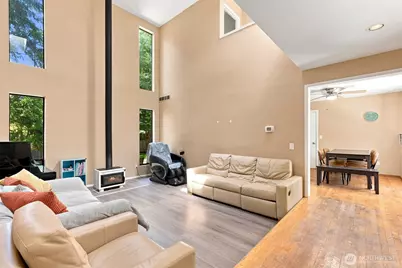 6409 Chennault Beach Drive, Mukilteo, WA 98275 - Photo 4