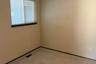5702 N 14th St, Tacoma, WA 98406 - Photo 16
