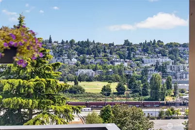 2551 Thorndyke Avenue W #402, Seattle, WA 98199 - Photo 2