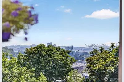 2551 Thorndyke Avenue W #402, Seattle, WA 98199 - Photo 24