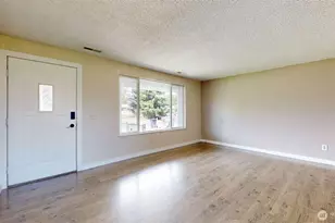 733 Ridge Pl, Omak, WA 98841 - Photo 2