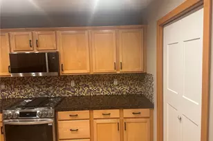 11526 NE 116th St, Kirkland, WA 98034 - Photo 14