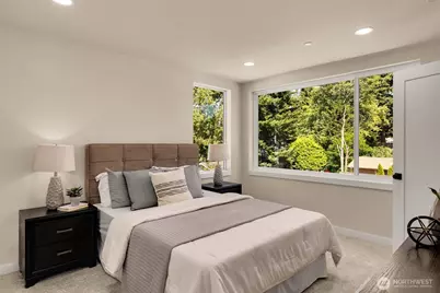 18002 B 10th Avenue NE, Shoreline, WA 98155 - Photo 12