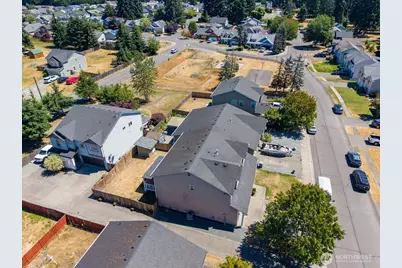 2313 171st Street E, Tacoma, WA 98445 - Photo 36