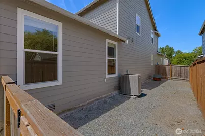 1108 25th Avenue Ct SW, Puyallup, WA 98371 - Photo 38
