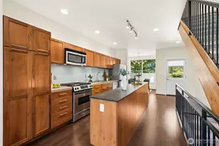 2804 S Columbian Way, Seattle, WA 98108 - Photo 2
