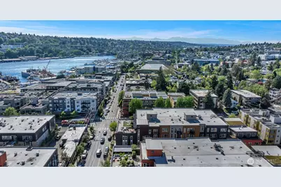 3401 Wallingford Avenue N #210, Seattle, WA 98103 - Photo 30