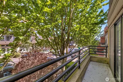 3401 Wallingford Avenue N #210, Seattle, WA 98103 - Photo 20