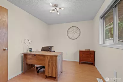 21114 Church Lake Drive E, Bonney Lake, WA 98391 - Photo 14
