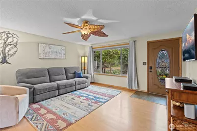 21114 Church Lake Drive E, Bonney Lake, WA 98391 - Photo 6