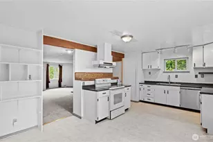 20906 106th St E, Bonney Lake, WA 98391 - Photo 14